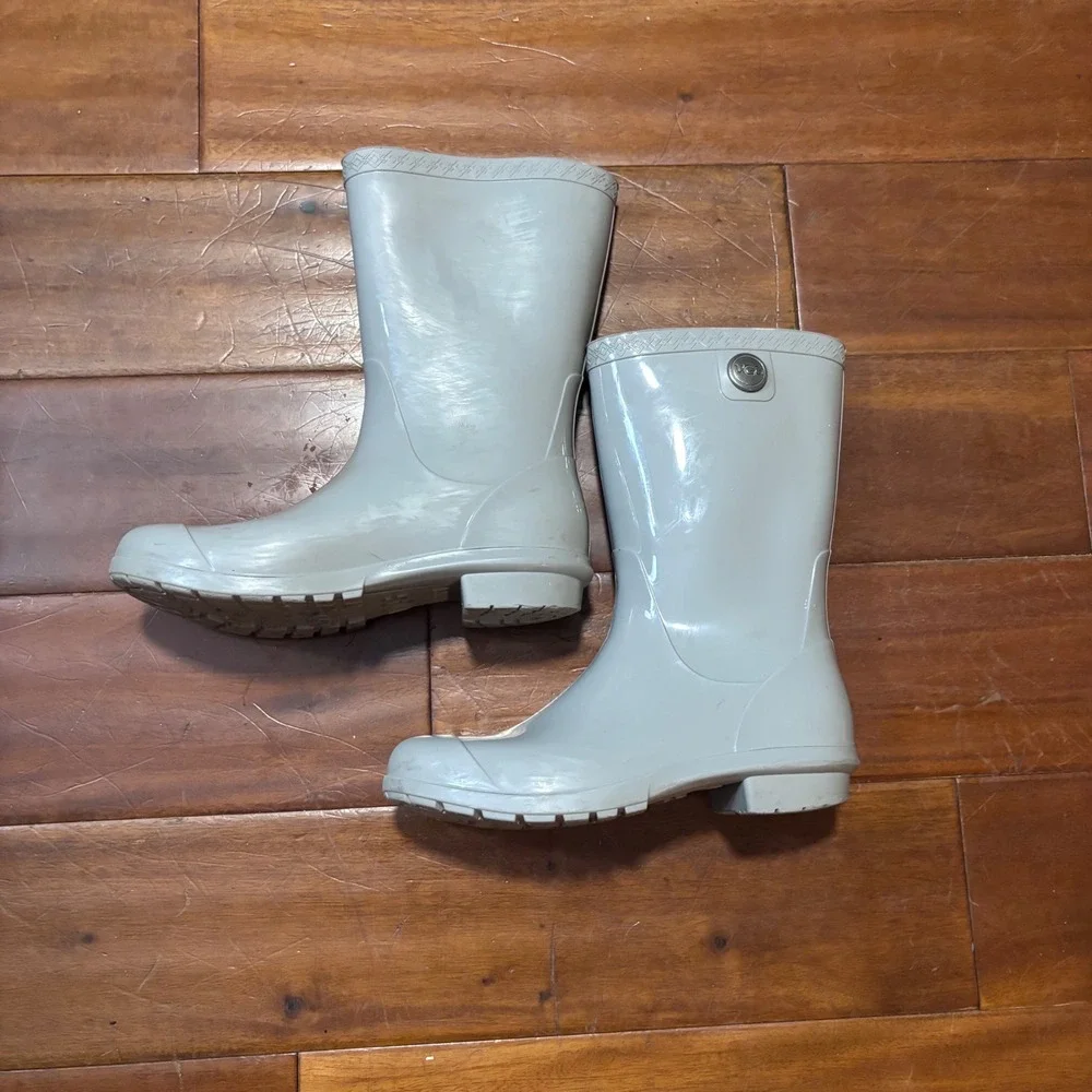 UGG Sienna Grey Rain Boots Waterproof‎ Rubber| Wmn's Size 6